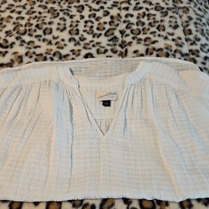 Caslon Women's Cream Textured Blouse